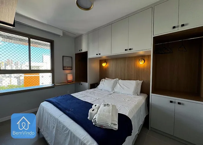Quarto E Sala Vista Mar No Barra Conceito